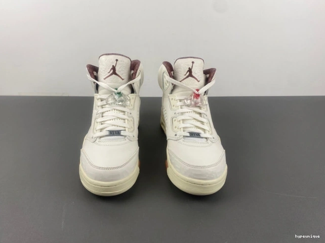HYPE Grito El HF8833-100 Jordan Air 5 0823